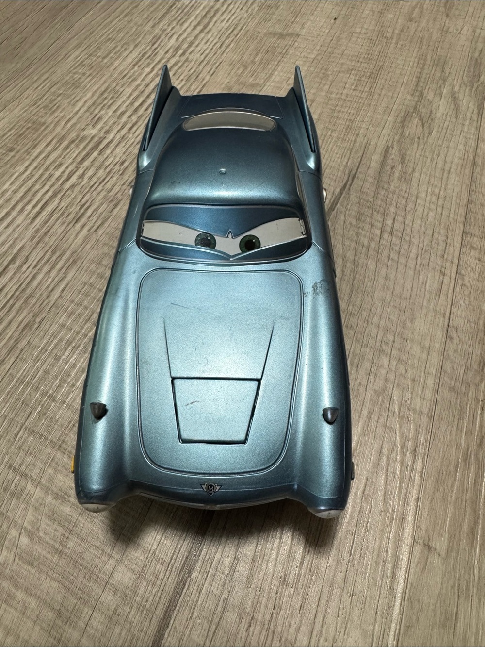 Mattel Disney Pixar Cars 2 "Spy Finn McMissile with Weapons" Lights & Sounds